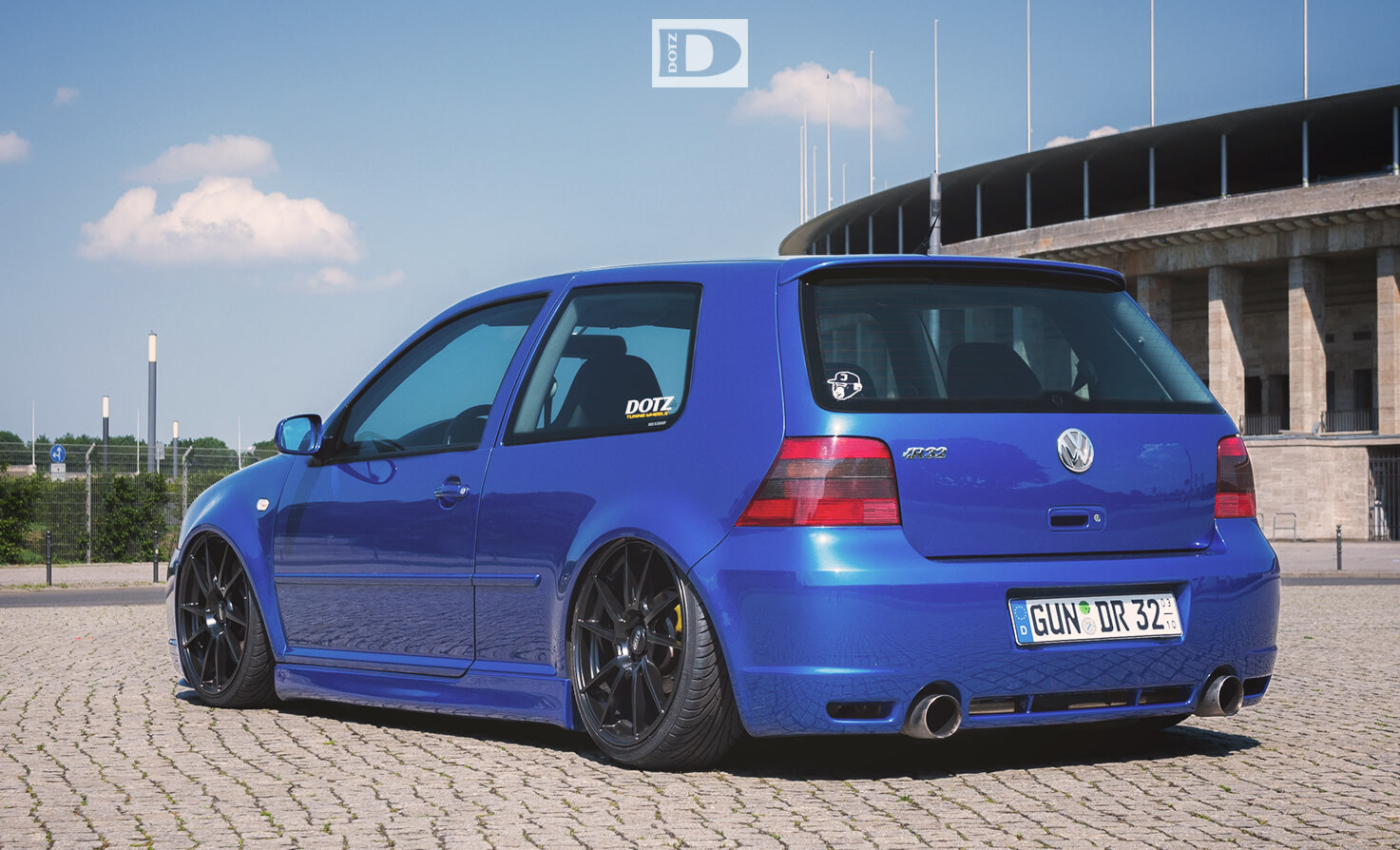 VW Golf 4 R on DOTZ Kendo dark - Dominic Pruss