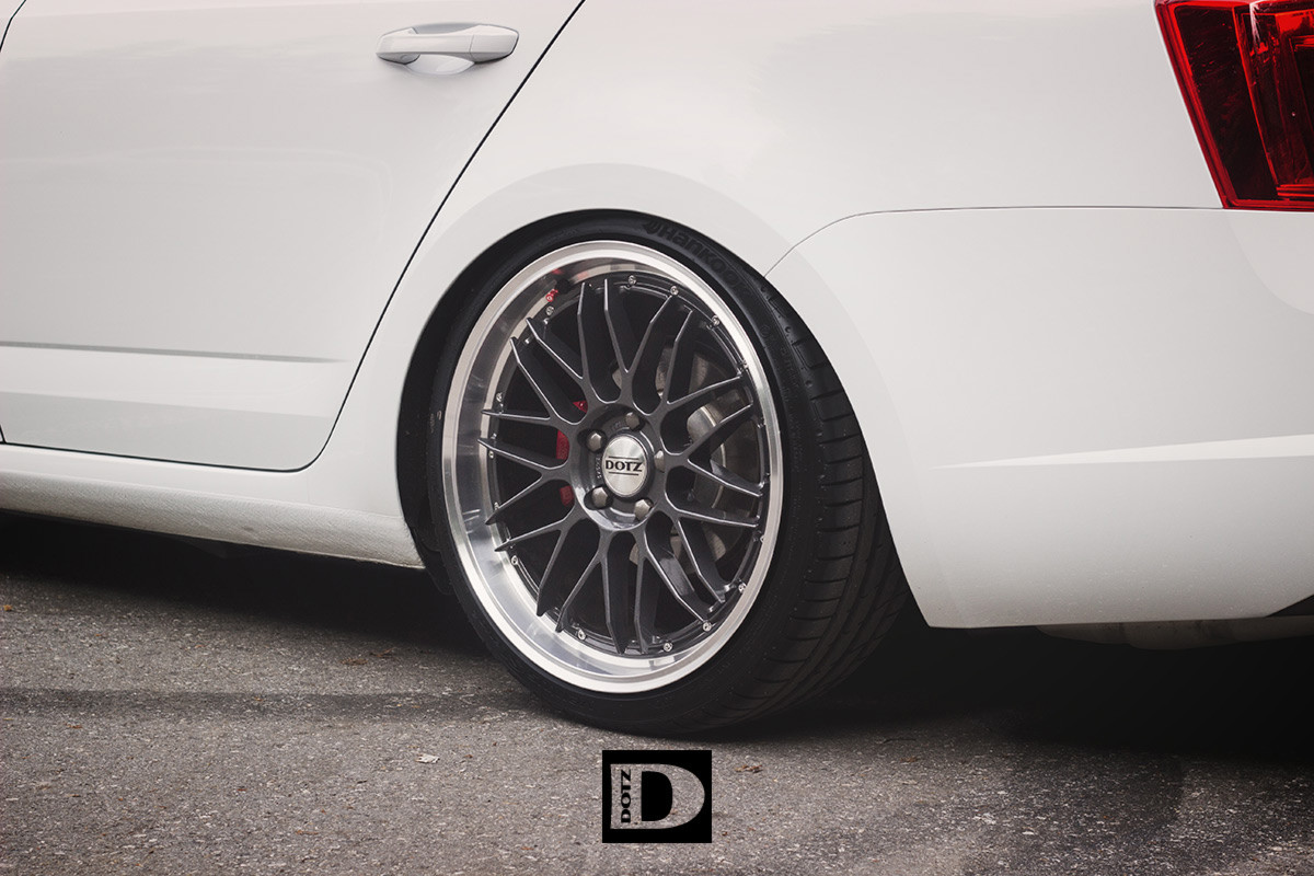 DOTZ Revvo dark Skoda Octavia Combi Artikelbild 04